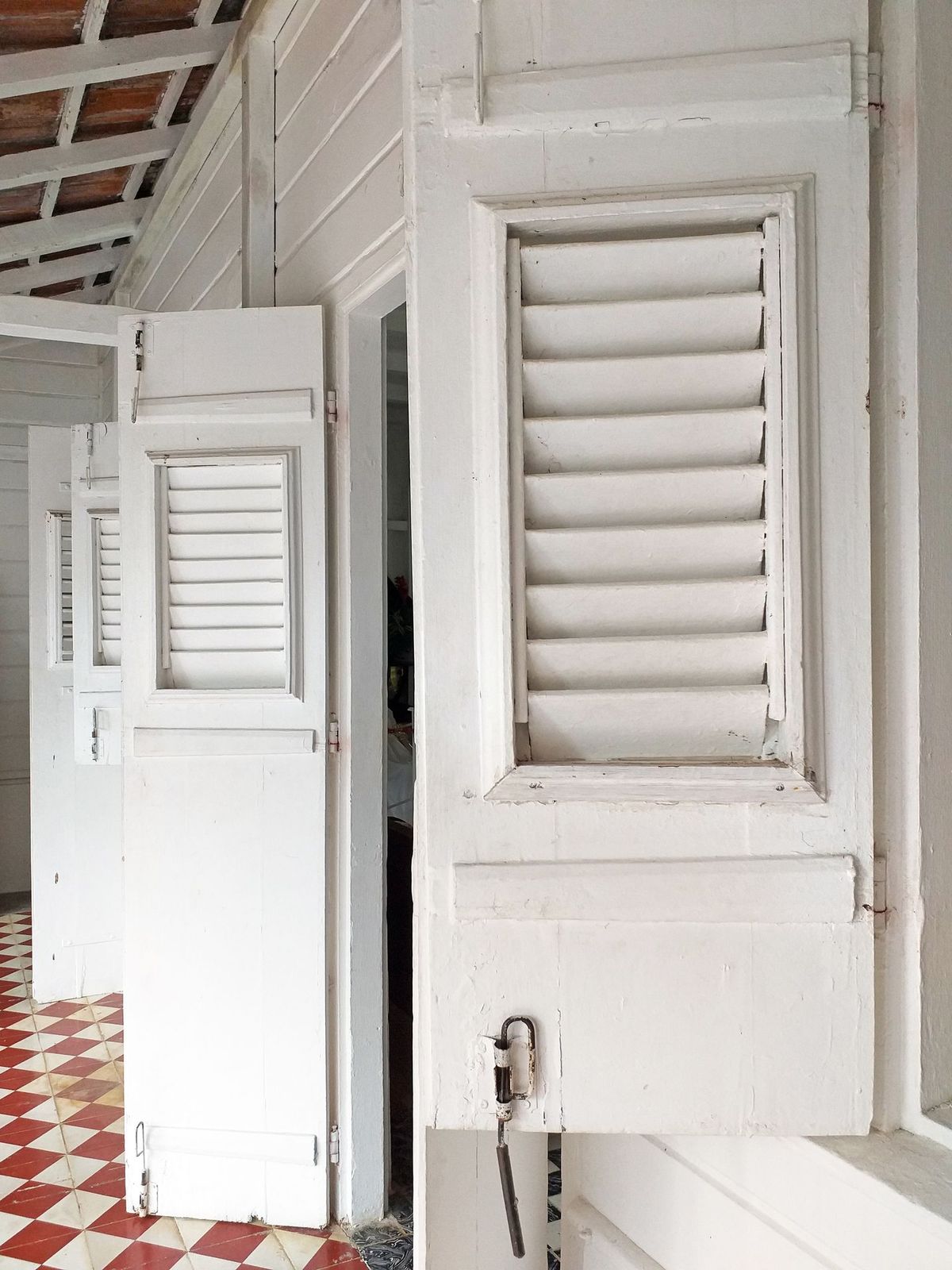 Compelling Reasons to Switch Over to Stunning Bermuda Shutters This Year