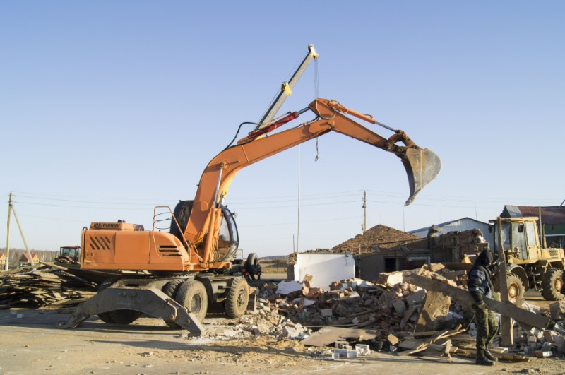 Precision in urban renewal: selective demolition in Naples, FL
