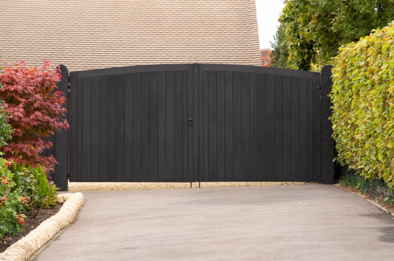 How a Secure Patio Gate Door in New Jersey Transforms Backyard Privacy and Style